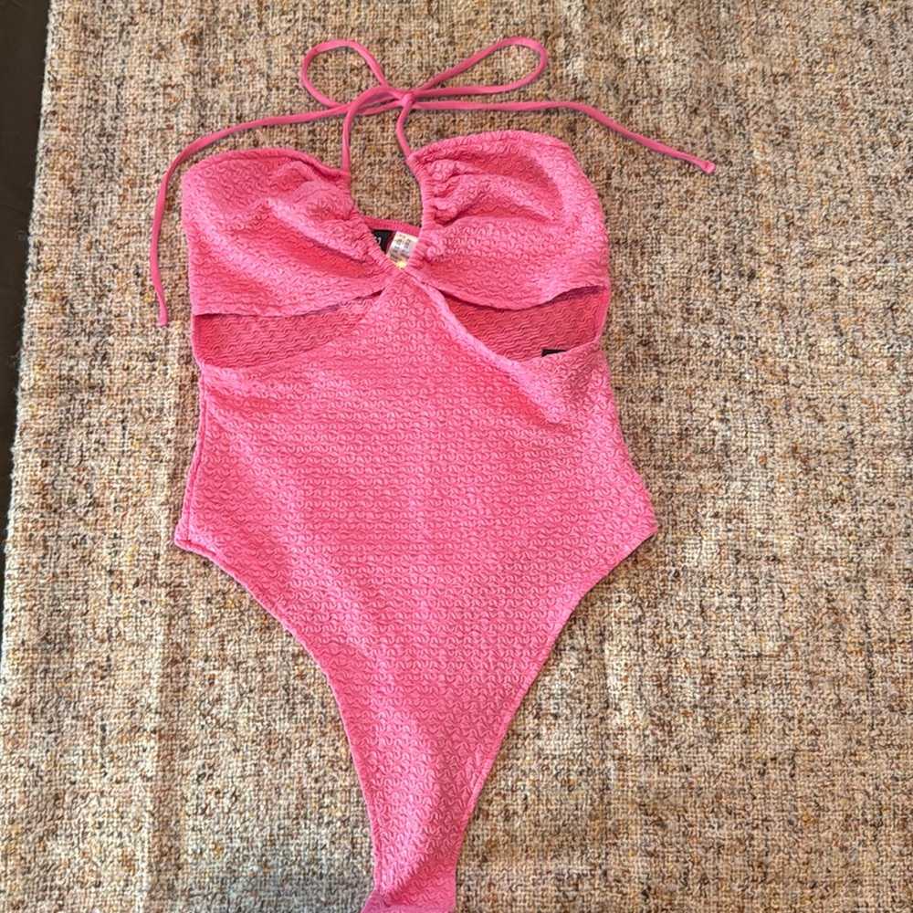 women’s bodysuit